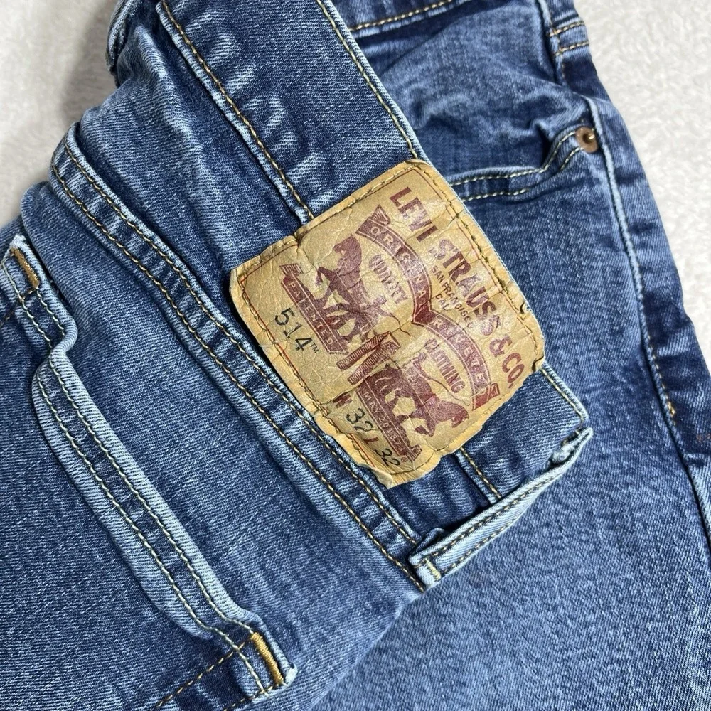 Levi's 514 Straight Leg Regular Fit Med Wash Denim Jeans Men's Size 32x32(31x31)